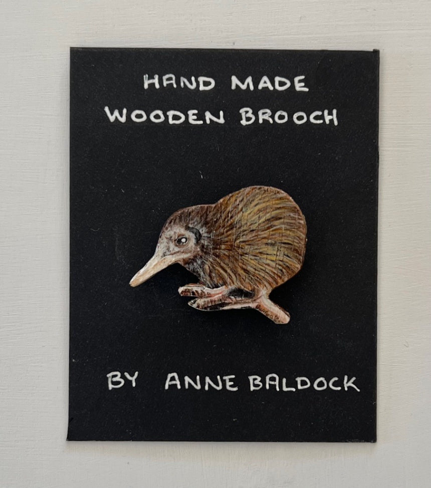 Kiwi Brooch